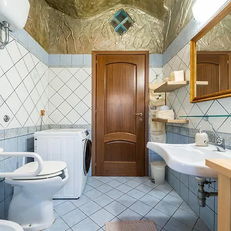 Domus De Janas