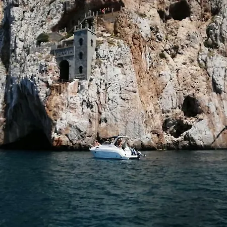 Domus De Janas Bed and Breakfast