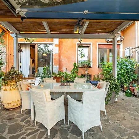 Domus De Janas Rooms Gonnesa 3*