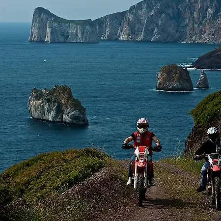 Bed & Breakfast Domus De Janas 4*