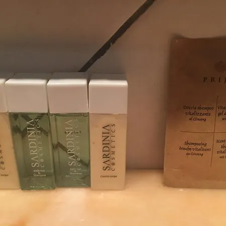 Domus De Janas ベッド・アンド・ブレックファスト 4*