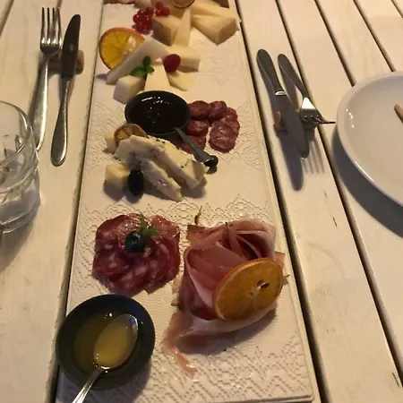 Domus De Janas Frühstückspension Gonnesa